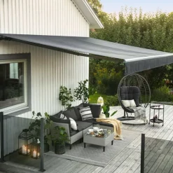 Terrassmarkis med vev